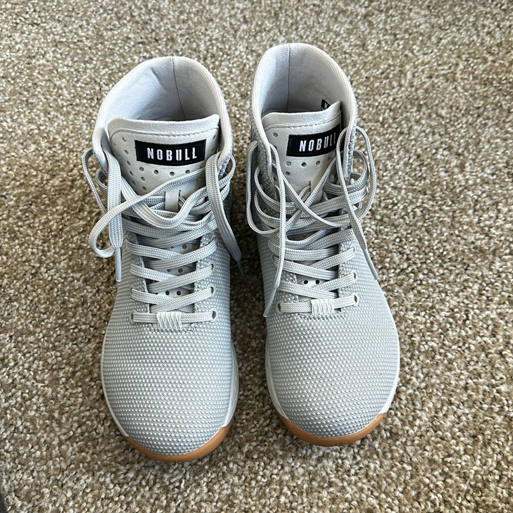 NOBULL HIGH-TOP ARCTIC GUM TRAINER (WOMEN'S) - 7.5 / ARCTIC GUM